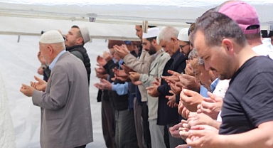 Kuraklıkla anılan Karapınar'da yağışlar için şükür duası
