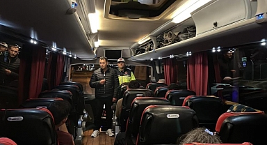 Sivil trafik jandarmaları şehirler arası otobüslerde