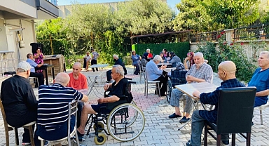 Yaşlı bakım evlerinde yeni dönem: 70 yaş sınırı ve seviyelendirilmiş bakım modeli geliyor