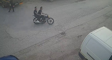16 yaşındaki sürücü kazada yaralandı
