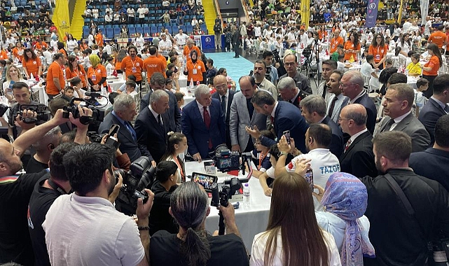  Akıl ve Zeka Oyunları Türkiye Finali Konya'da başladı   
