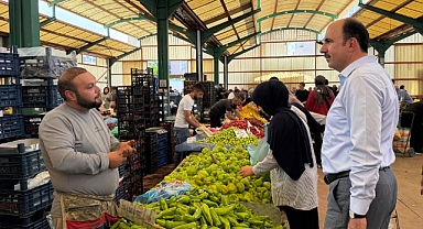 Başkan Altay Karkent Pazarı’nda Konyalılarla Buluştu