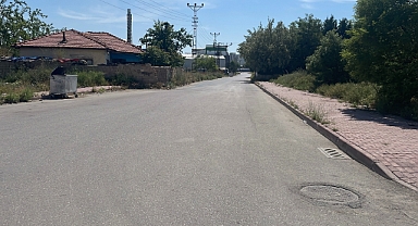 Boşanma aşamasındaki eşini vurup intihar etti