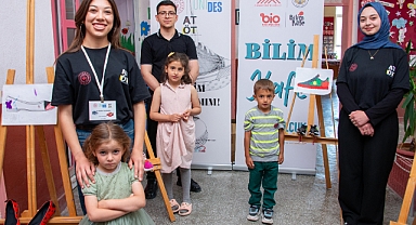 Çocukların tasarladığı ayakkabılar, Selçuk Üniversitesinde üretildi
