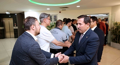 Hasan Kılca mesai arkadaşlarıyla bayramlaştı