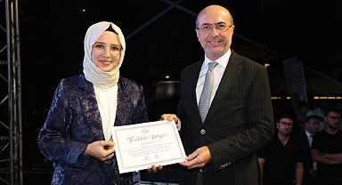 Hatice Hatun Külliyesi’nde mezuniyet heyecanı