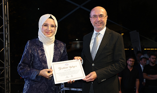 Hatice Hatun Külliyesi’nde mezuniyet heyecanı