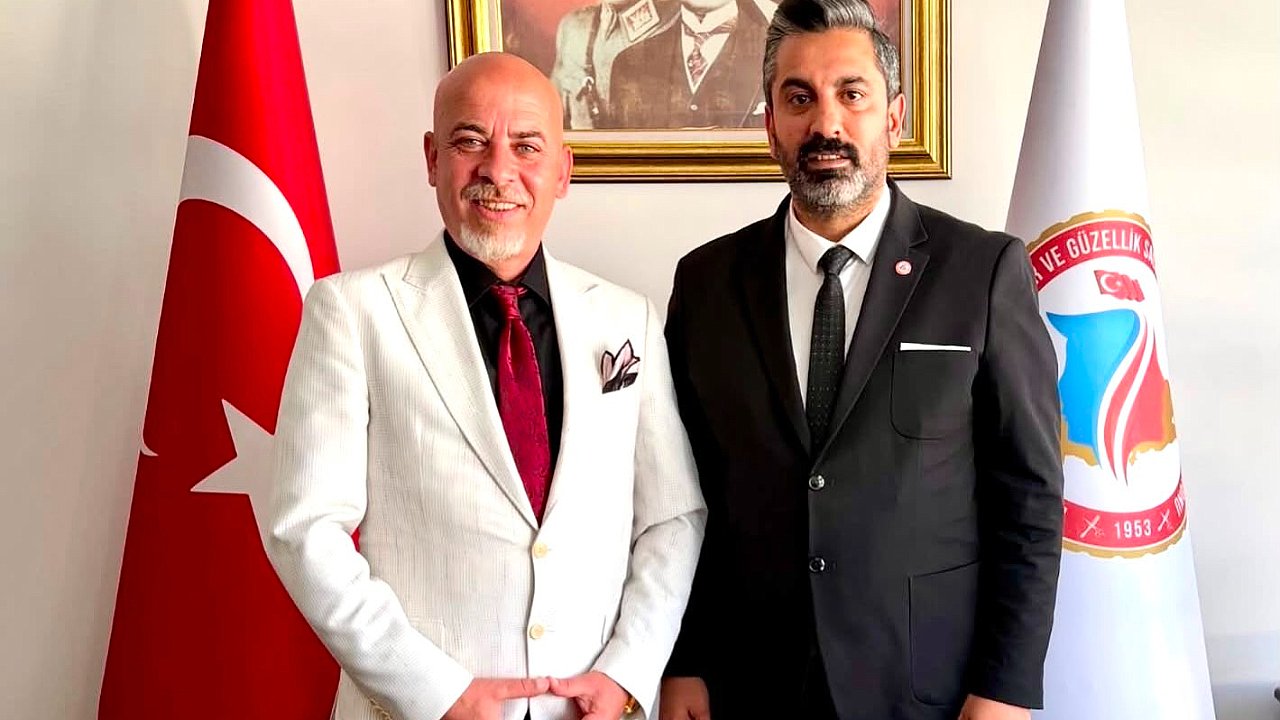 Konya Berberler Odası Başkanı Veli Baranok’a federasyonda üst düzey görev