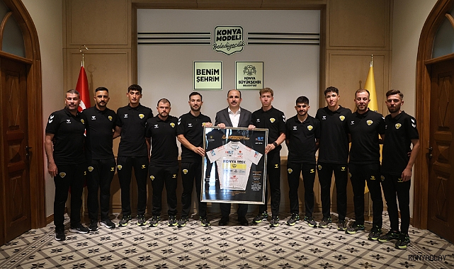 Konya Büyükşehir Bisiklet Takımı’ndan Başkan Altay’a ziyaret