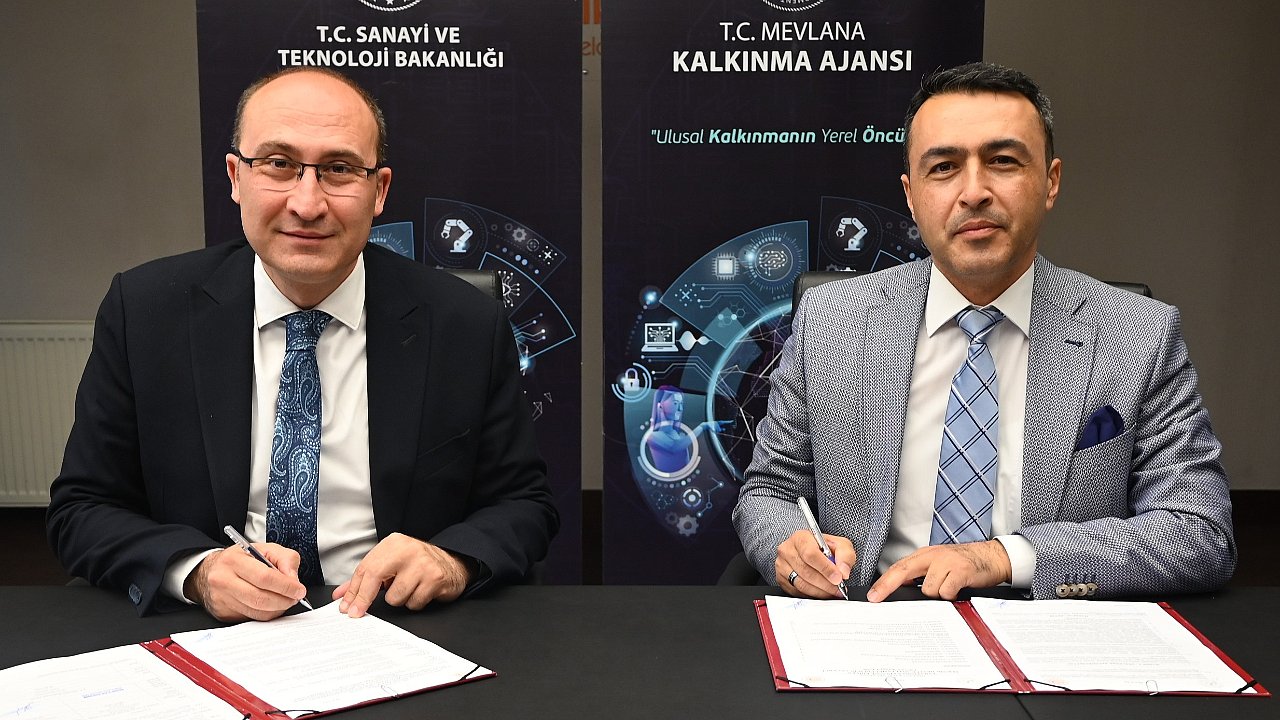 Konya'da kadın gazetecilere yönelik hamle
