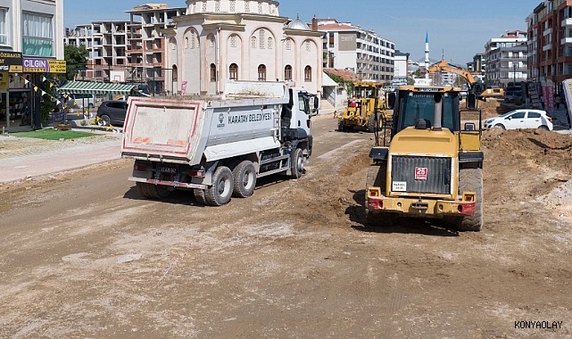 Küçükkumköprü caddesinde altyapı çalışmaları sürüyor