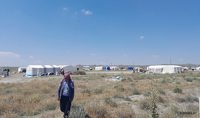 Mevsimlik tarım işçilerinin kaldığı çadır kentte inceleme