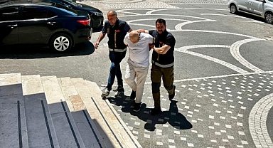 Otobüsteki yolcudan 5 bin uyuşturucu hap çıktı