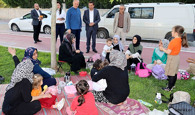 Başkan Kılca, Kafe Karatay’da vatandaşlarla buluştu
