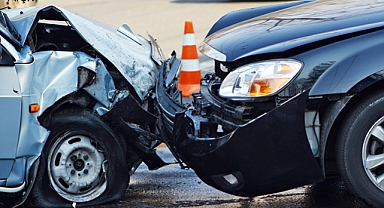 Beyşehir ve Seydişehir'de trafik kazaları: 5 yaralı