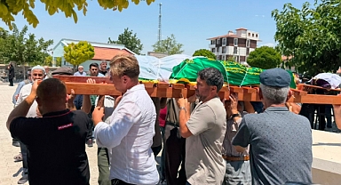 Cinayete kurban giden anne ve kızına acı veda