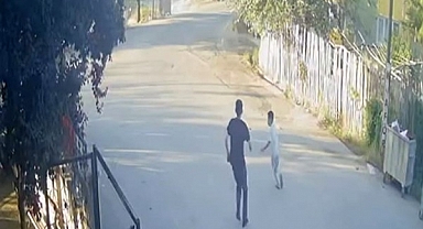 Deprem anında çocukların panik dolu kaçışı kamerada