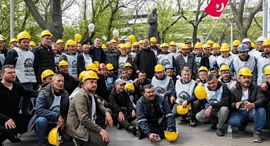 Doruk Madencilik işçileri şirket önünde eylem başlattı