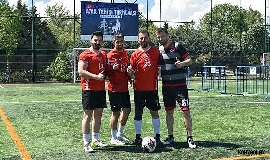 Dronlar futbol oynadı