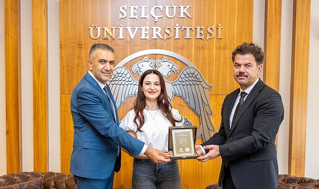 S.Ü.500 bininci mezunu verdi