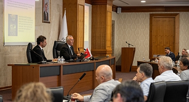 YÖKAK Başkanı Kocabıçak: S.Ü. tam akreditasyon alma başarısı gösteren üniversiteler arasında